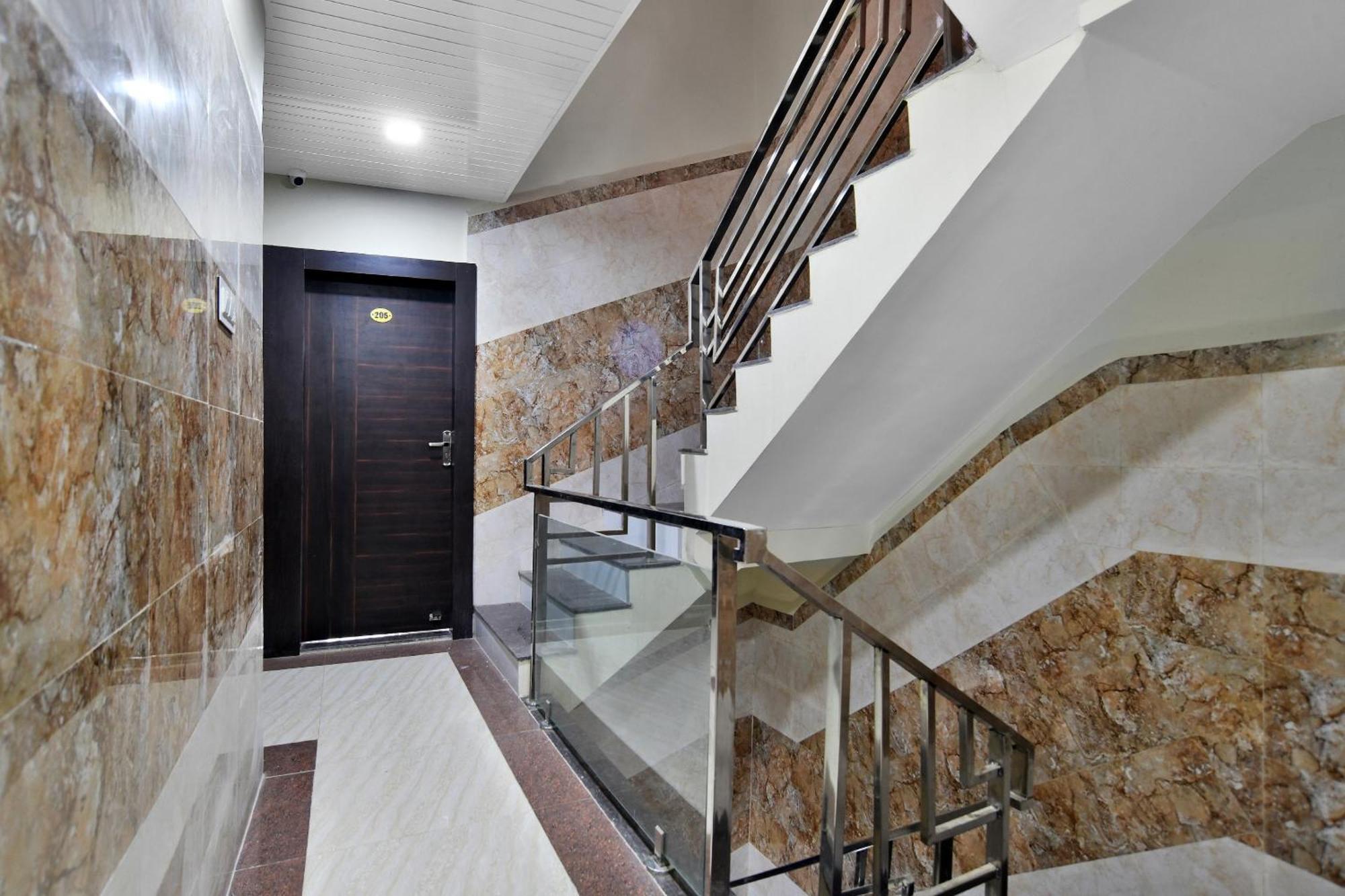 Hotel O Zodiac Indore Exterior foto